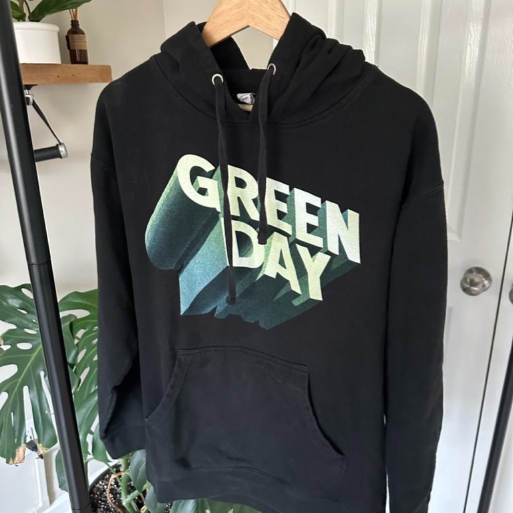 Green Day Graphic‎ Band Pullover Hoodie, Large